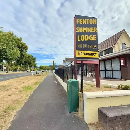 Unit 11 Fenton Summer Lodge Rotorua